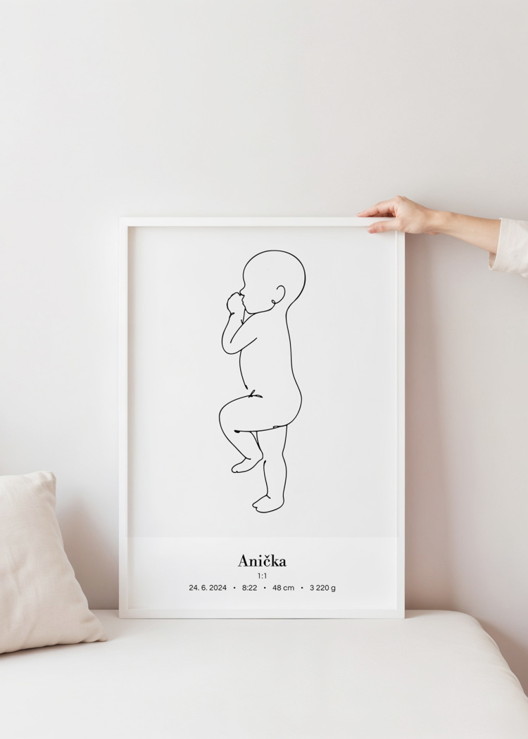 plakaty na miru miminko v zivotni velikosti sede pozadi 02